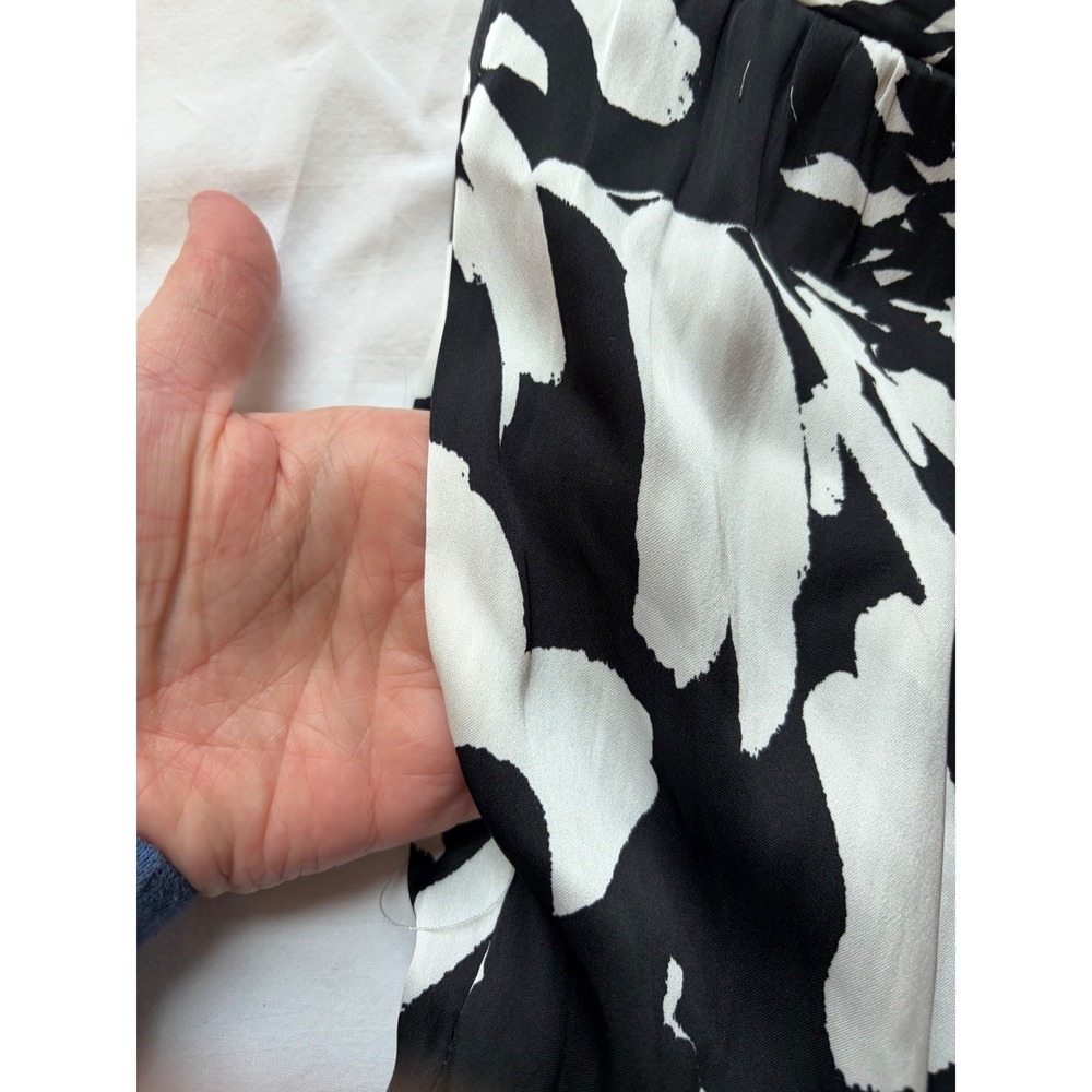 New Nine West Black White Floral Maxi Satin Skirt Tiered Elastic Waist XS - Picture 7 of 9